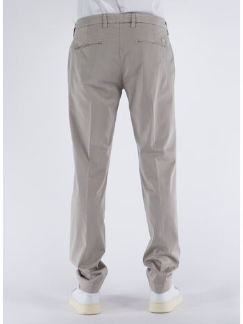 PANTALONE CON TASCHE AMERICANE CHINO, 3008 DESERT SAGE, small