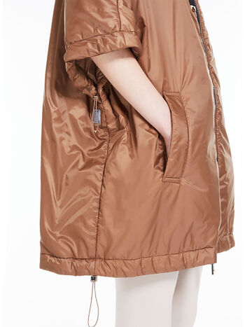 PONCHO GREENCA, 051, small