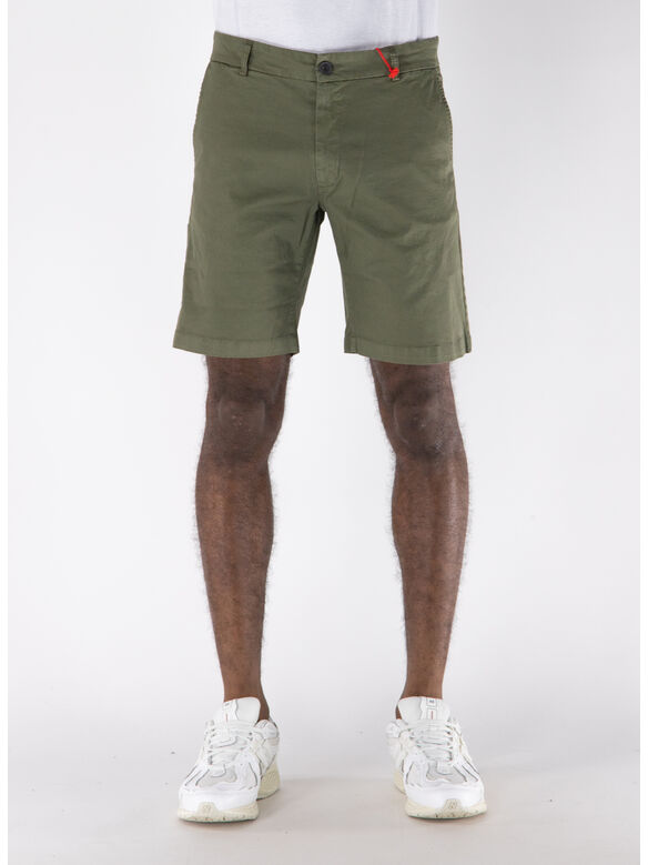 SHORT CHINO STRETCH GABARDINE, 082 VERDE MILITARE/MILITARY GREEN, medium