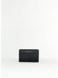 001 BLACK