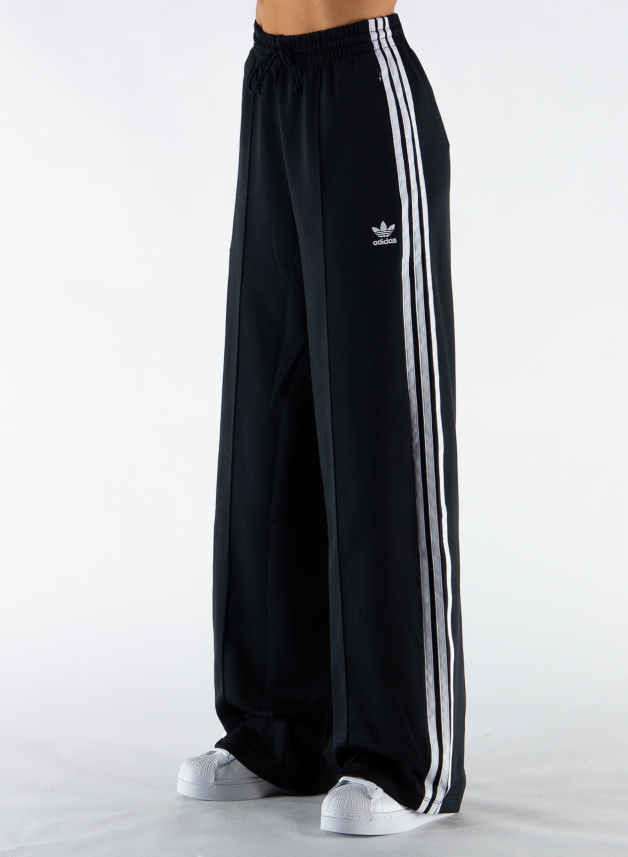 ADIDAS PANTALONI PRIMEBLUE RELAXED WIDE LEG Nero Donna | Selecteur