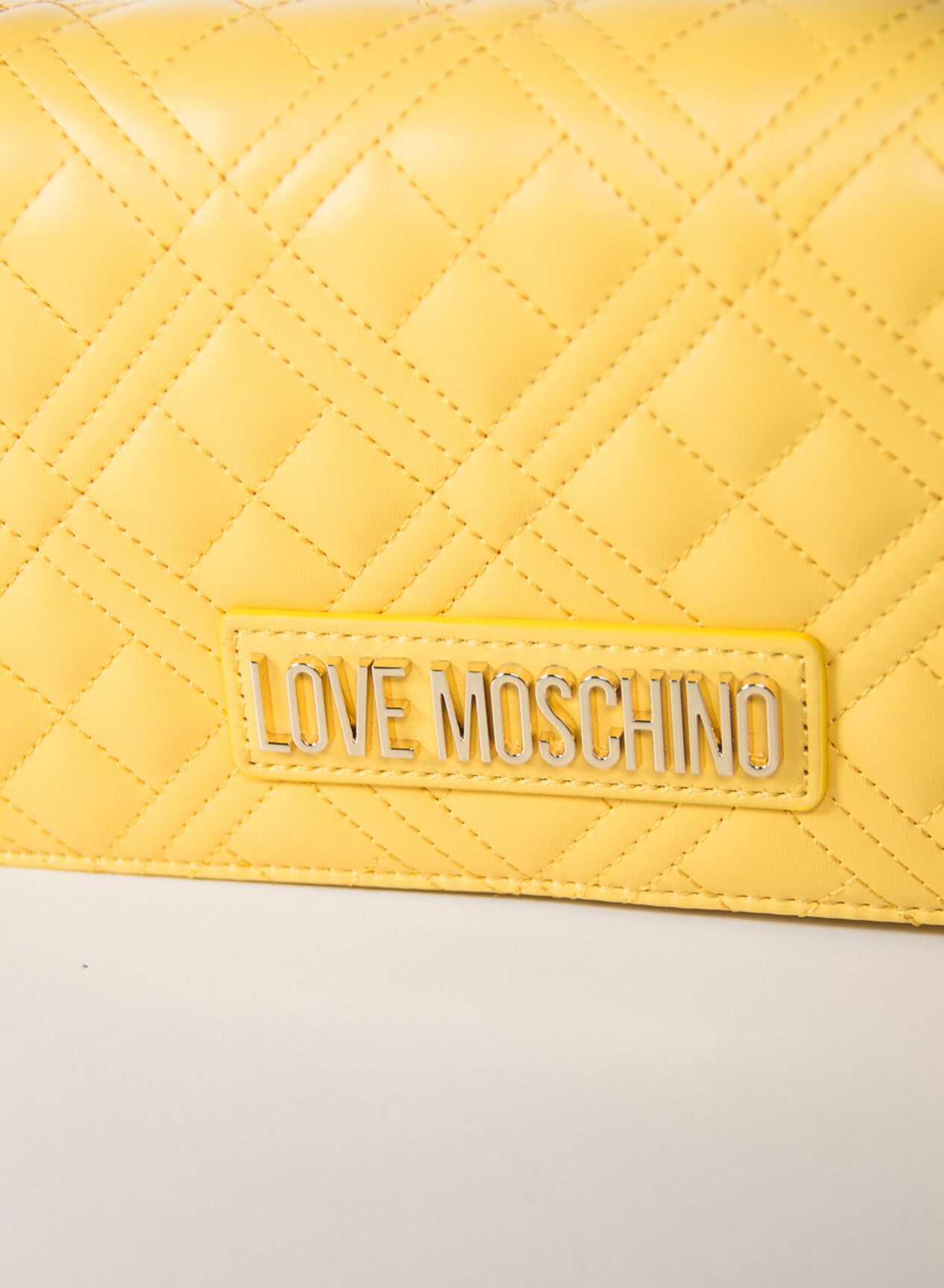 Borsa moschino gialla store