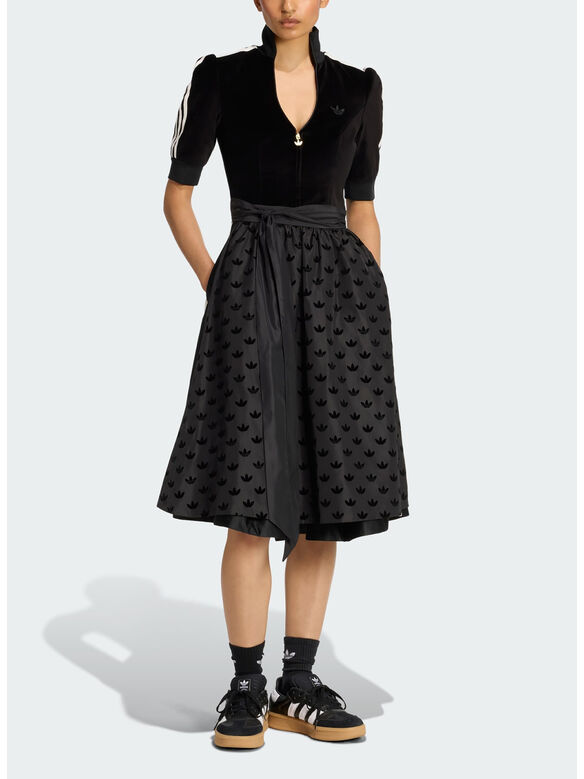 null, BLACK, medium