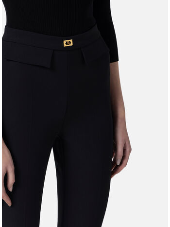 PANTALONE SLIM IN CRÊPE CON PLACCA LOGO, 110 NERO, small