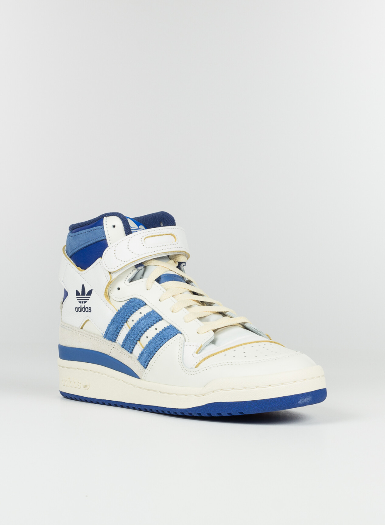 susi store latina scarpe